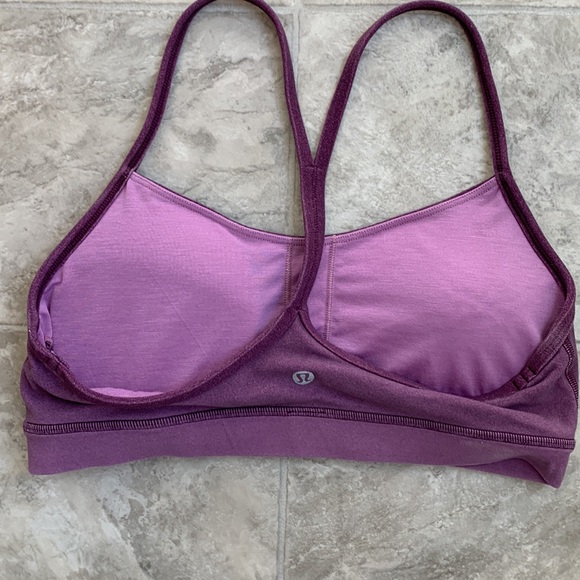 Lululemon Sports Bra Size 8 - Picture 2 of 3